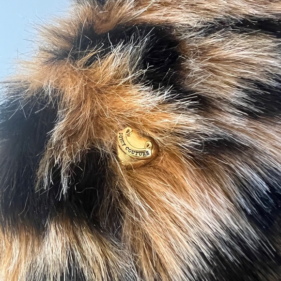 **VINTAGE** JUICY COUTURE FAUX LEOPARD FUR SCARF - Picture 3 of 4